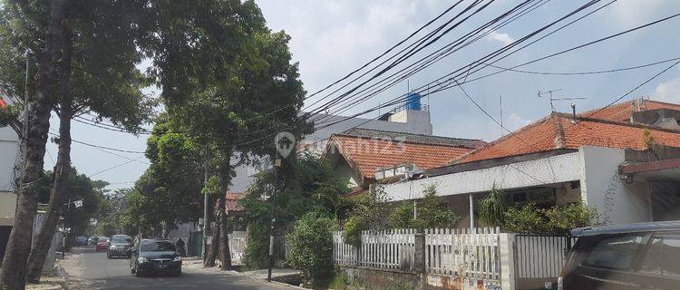 Rumah jln raya (Kramat 2)  bisa utk usaha zona campuran 1