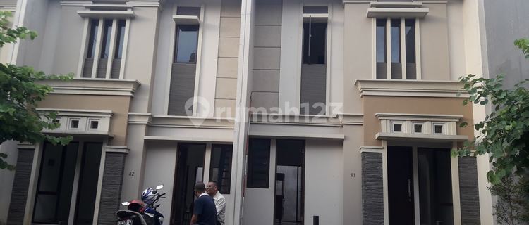 Strategic Location Cluster House Near Kalibata and PGC 1