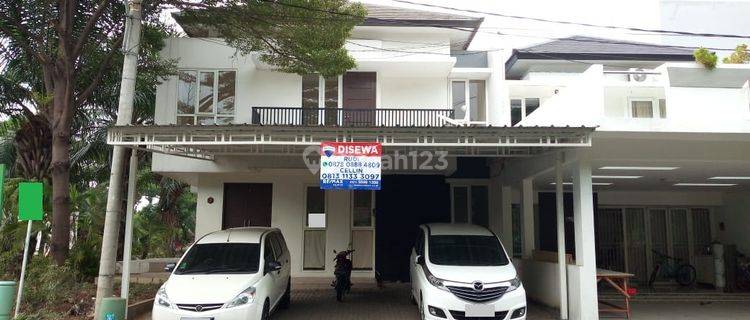 Rumah Green Court Boulevard Cengkareng, Hook 1