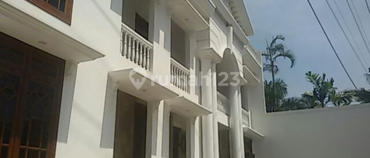 2-Storey Building with Spacious Parking and Sturdy Structure, Suitable for Offices 1