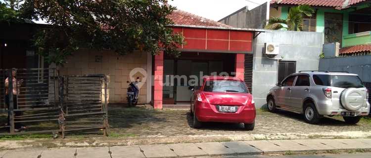 Rumah / tempat usaha 500m dari TB. Simatupang 1