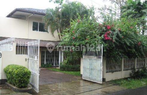 Rumah Jl Manunggal Juang Cipete, Jakarta Ada Kolam Renang Dalam ST-R126 1