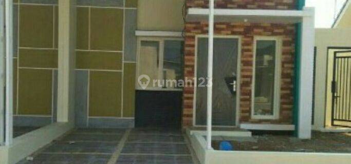 Rumah modern minimalis dan ekslusif di harapan indah 1