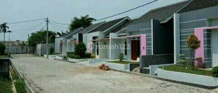 Rumah murah minimalis dengan fasilitas lengkap dan tanah luas di Sawangan 1