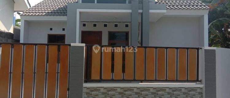 RUMAH  BARU  SIAP HUNI  DI PURWOMARTANI 1