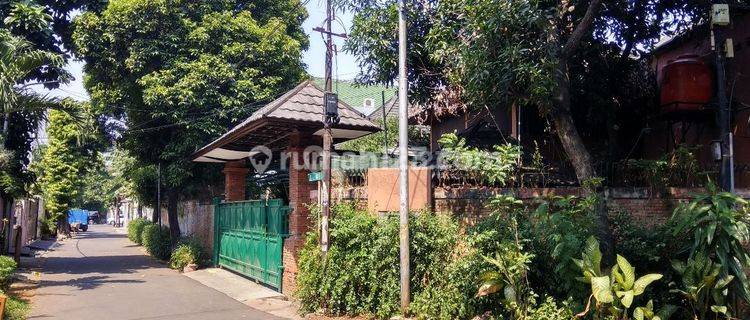 Rumah Antik Dan Asri Hoek di Tangkuban Perahu,guntur, Setia Budi, Jakarta Selatan. Murah.  1