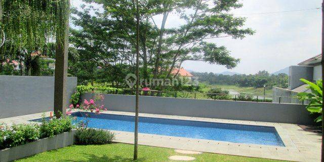 Rumah Mewah di Kota Baru Parahyangan, Ada Kolam Renang Outdoor 1