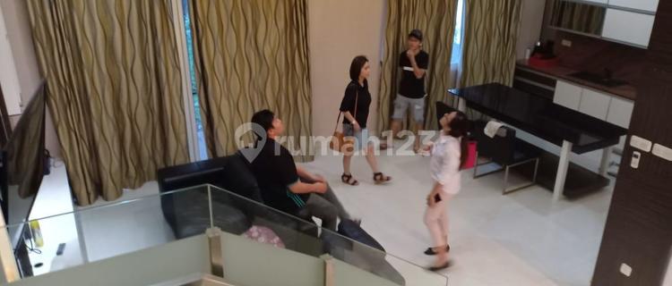 Rumah Town House Ebony PIK 1