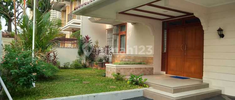 DISEWA RUMAH FURNISHED PONDOK INDAH DEKAT PIM 2 LUAS TANAH 300 M 1