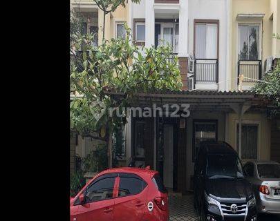 Rumah Cantik Bebas Banjir Di Galaxy ( Ny ) 1