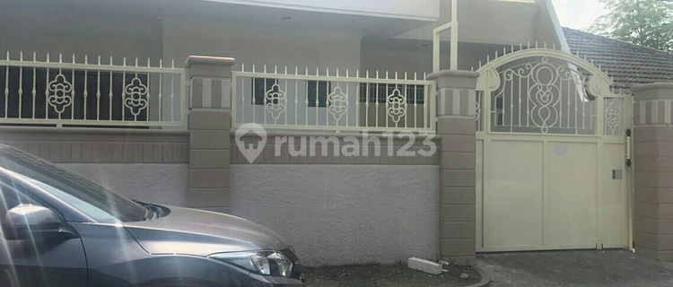 rumah jl.simolangit surabaya 1