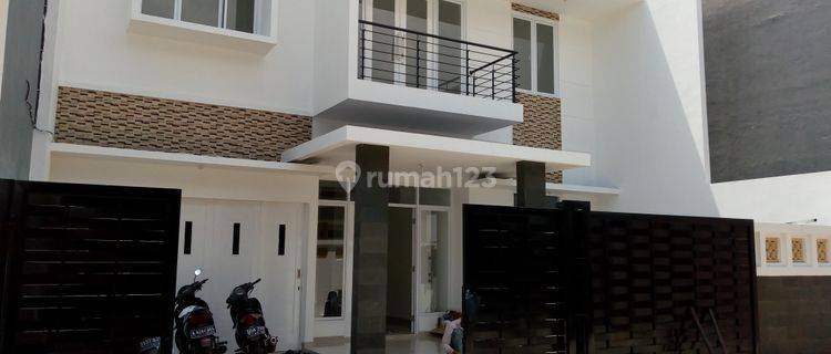 Rumah Residence Joglo Petukangan Utara 1