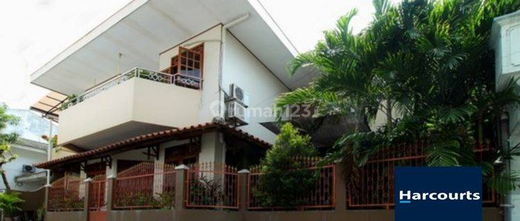 Rumah mewah di jebres dekat uns solo 1