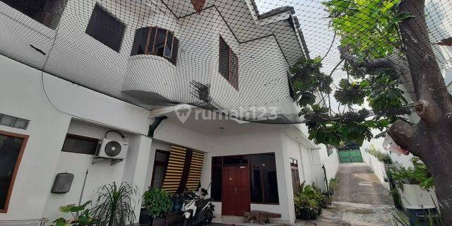 RUMAH STRATEGIS DI JAKARTA SELATAN 1