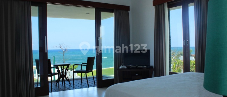 VILLA BEACHFRONT GIANYAR 1