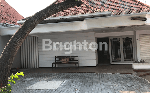 RUMAH PUSAT KOTA DEKAT DIPONEGORO 1