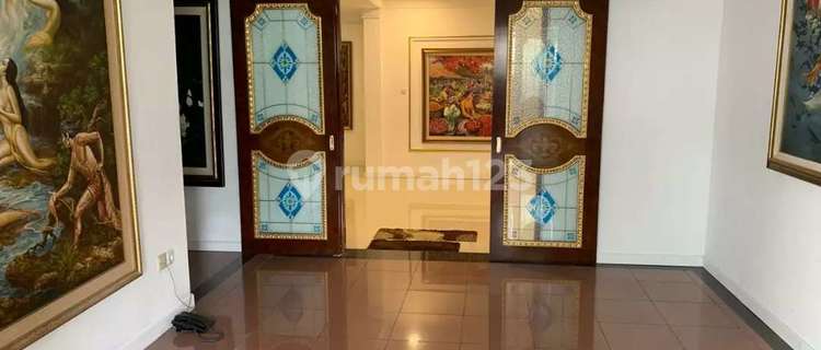 Newly Renovated House in Kebayoran Baru Area 1