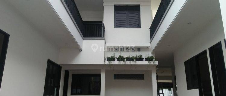 Big House  with 2 gates, secure and comfort, at Menteng, Central Jakarta, is available now 1