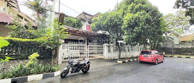 Rumah di Bumi Karang Indah, Lebak Bulus, Lokasi Tenang,view Taman 1