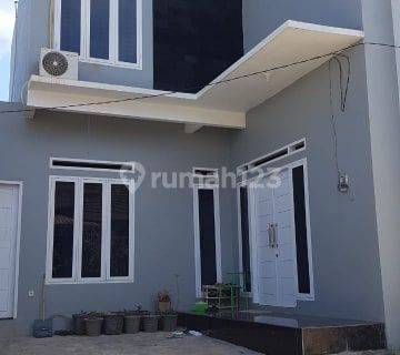 Rumah Modern Sisa 1 Unit Indent 2 Lantai di Baruga - Naswa Residence 1