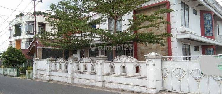 Rumah Mewah Tengah Kota Arifin Ahmad Dekat ICS dan Rumah Sakit Eka Hospital 1