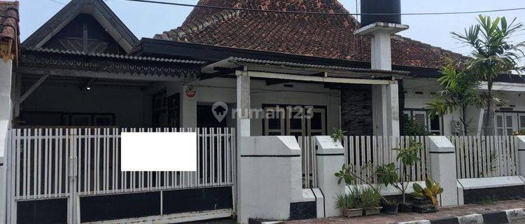 Rumah Pinggir Jalan Lokasi Premium dkt Kraton Jogja &amp; Alun-Alun Kidul 1