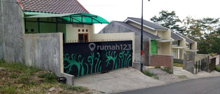 Hunian Sejuk dkt Wisata Ziarah dan Pemandian Nyatnyono Ubgaran Barat Semarang 1