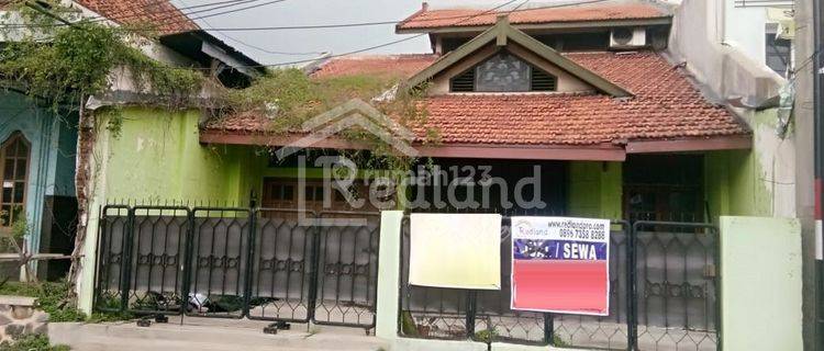 Rumah lokasi strategis di pinggir jalan utama Jl Teuku Umar (Tr1350) 1