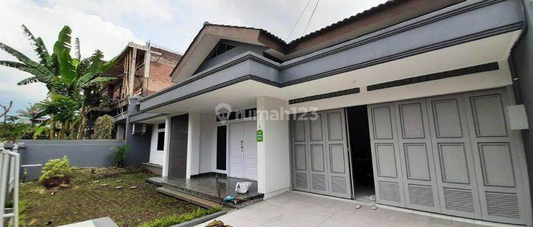 Rumah Lux Sayap BKR, Kembar Mas 1