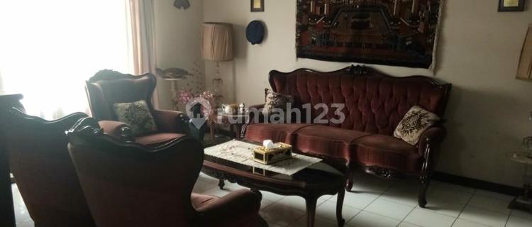 Rumah Lama Hitung Tanah di Tulodong Dekat Scbd 1