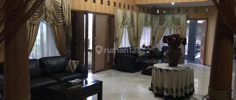 Rumah Cantik Jl Cikodom CIsarua, Bogor 1