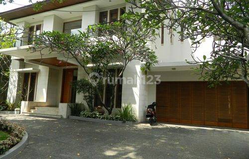 Beautiful House Like Resort With Modern Style and Beautiful Garden in Pejaten Barat Area 1