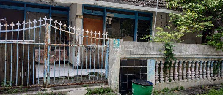 Rumah bobrok murah untuk investasi di Tanah Mas 1