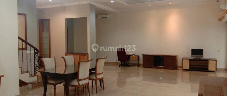 Big, beauty and comfortable house at Kebayoran Baru, South Jakarta, is available now 1