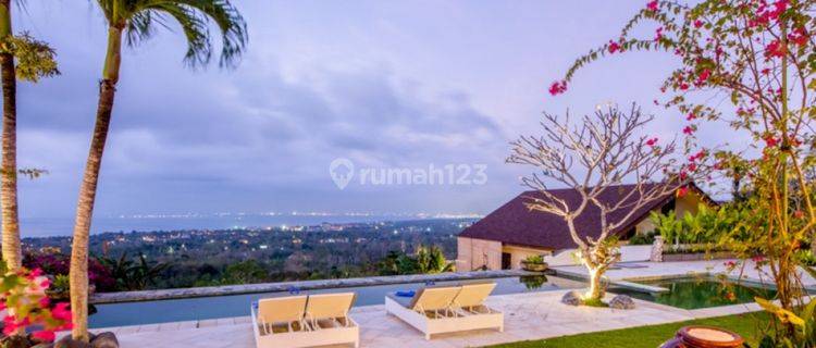 Beautiful Villa with amazing View,Just 5 minutes away from the Beach and 15 Minutes from Famous GWK in Labuan Sait Pecatu Jimbaran,Kuta selatan,Badung Bali 1