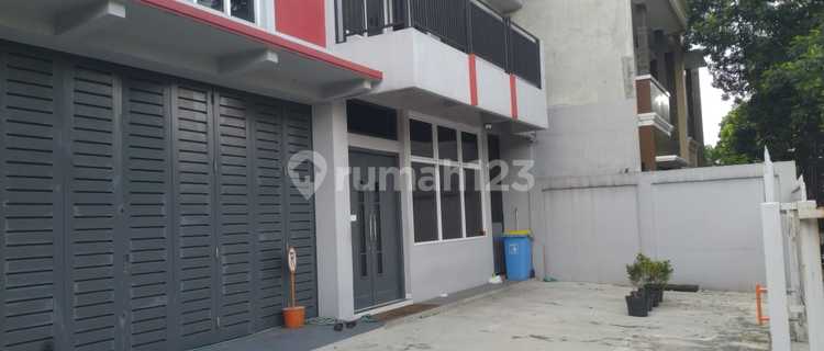 Lux Turangga House, Main Road, Office 1