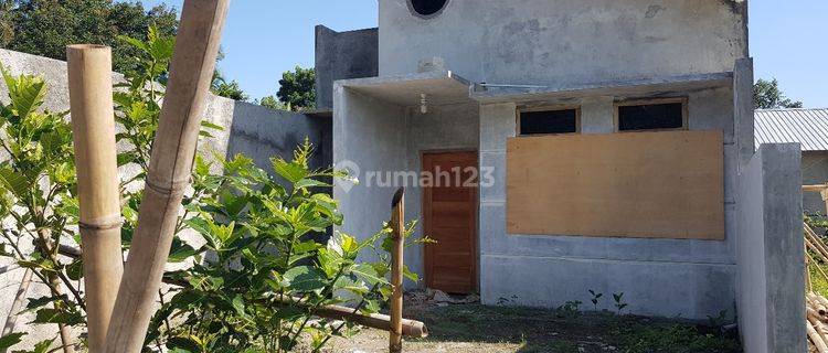 Rumah murah dalam perumahan dekat SGM Sari Husada dan Candi Prambanan 1