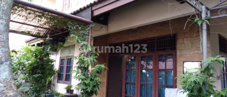 Petukangan Selatan, Damai Street, Business District 1