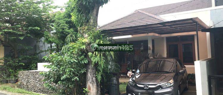 Rumah Nyaman dan Terawat di Komplek Cigadung, Lokasi Strategis Dekat Jl Dago 1