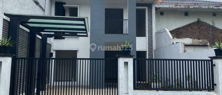 Rumah baru, 2 lantai, bagus di Elang Malindo Jakarta Timur 1