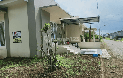 Rumah hook di perum Elit Graha Timur Residence Purwokerto 1