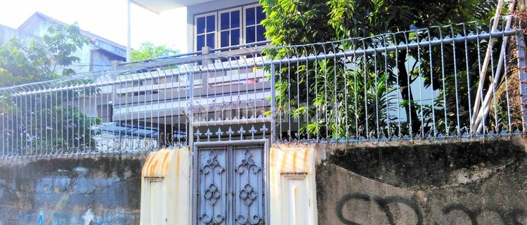 Rumah  hook bagus strategis, di Bungur,senen Jakarta Pusat 1