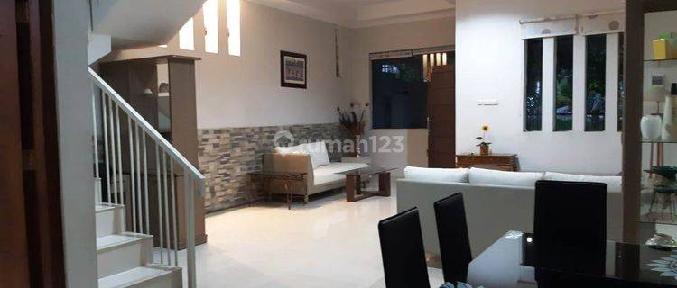 Rumah Lux Full Furnished siap huni di Setraduta Bandung 1