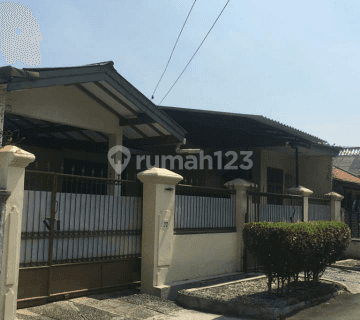 Di Jual Rumah Sederhana Dengan Tanah Cukup Luas Di Pulogebang 1