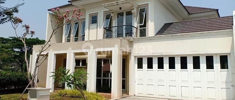 Luxury House at Frangipani De Park Bsd Garden Semi Furnished 1