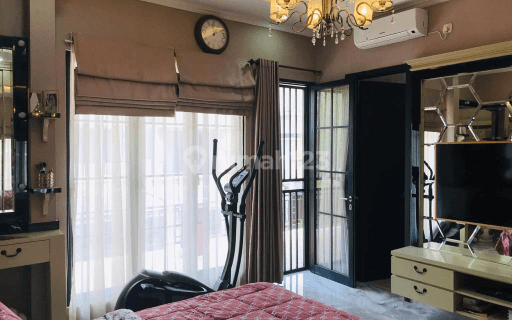 Rumah mewah cantik di Discovery Bintaro 1