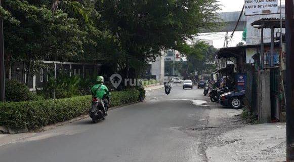 Rumah terawat di Cipete, dekat mrt fatmawati jalan lebar 1