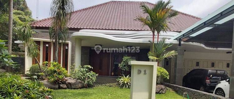 Rumah Mewah di Main Road Perumahan Elit di Tengah Kota Malang 1