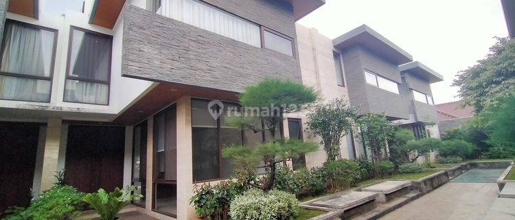 TURUN HARGA!! TOWNHOUSE BERGAYA MODERN TROPICAL MINIMALIS DI AMPERA KEMANG 1