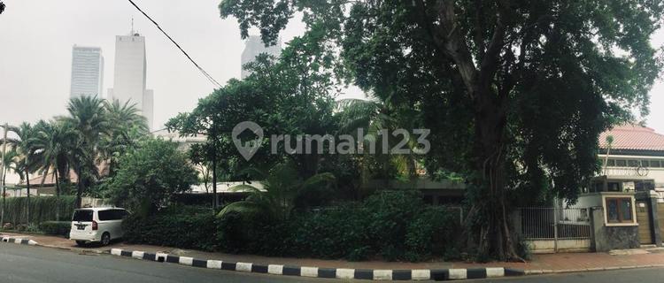 Rumah Siap Huni Jl. Yusuf Adiwinata Menteng Jakarta Pusat 1